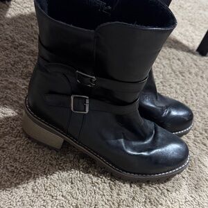 Source Unknown Black Combat Boots